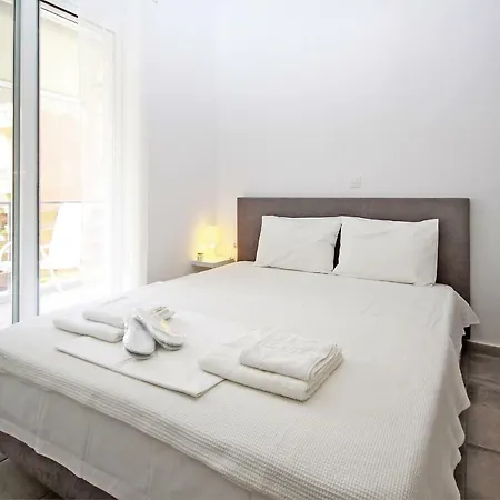 Guest house Mouse House Neos Marmaras